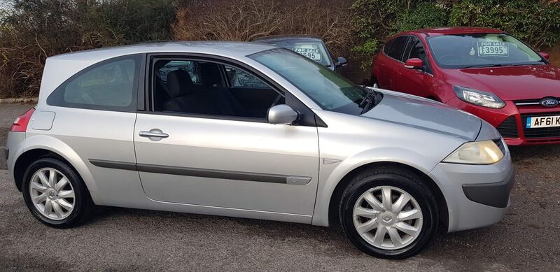RENAULT MEGANE