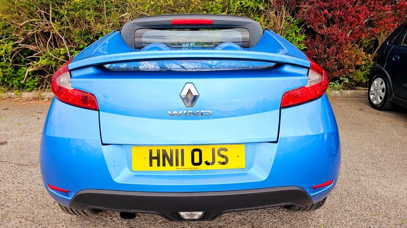 RENAULT WIND