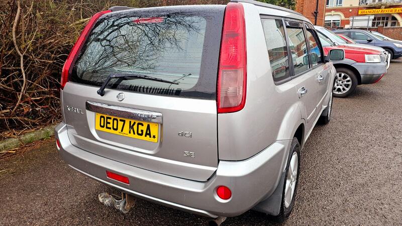 NISSAN X-TRAIL