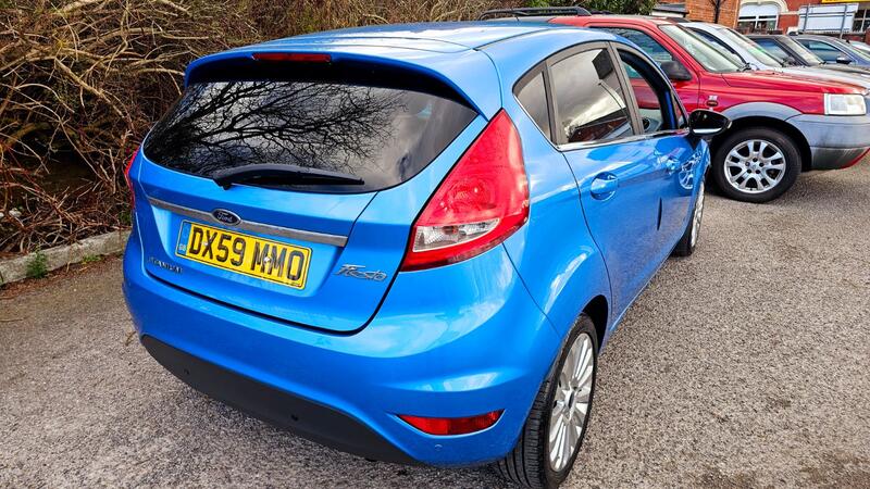 FORD FIESTA