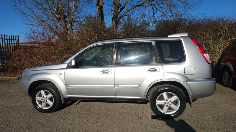 NISSAN X-TRAIL