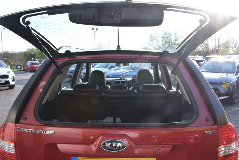 KIA SPORTAGE